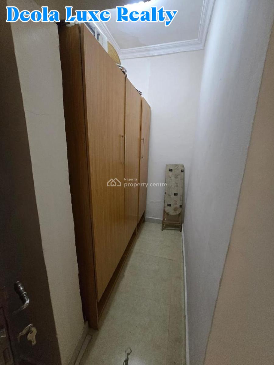 Just Out, Spacious One-bedroom Flat Apartment  Shower Cubicle, Off Freedom Way, Lekki Phase 1, Lekki, Lagos, Mini Flat (room and Parlour) for Rent