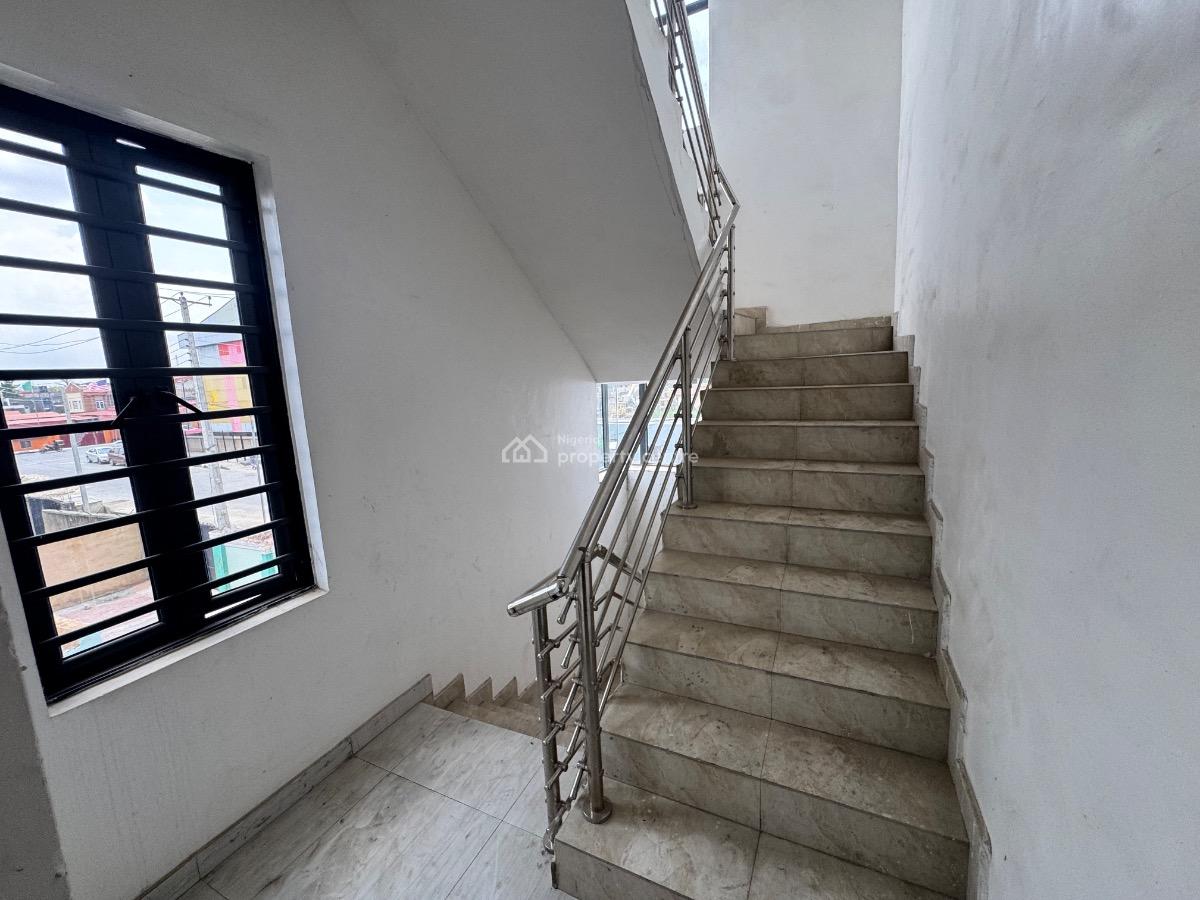 Luxury 6 Bedroom Duplex with Bq, Ogudu Phase 2, Gra, Ogudu, Lagos, Detached Duplex for Sale