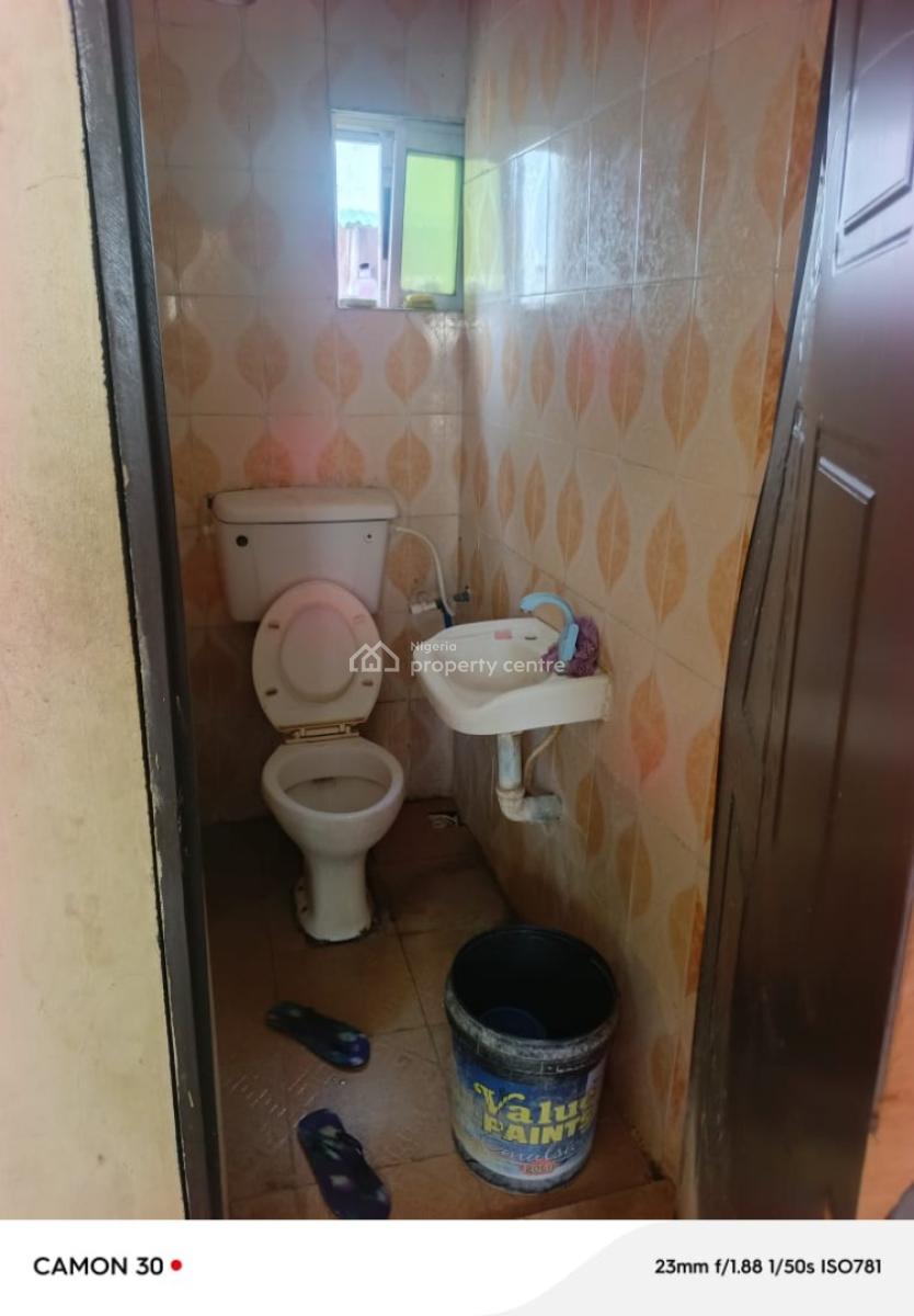 Commercial 6 Bedroom with Bq for Fast Fingers, Lekki Phase 1, Lekki, Lagos, Commercial Property for Rent