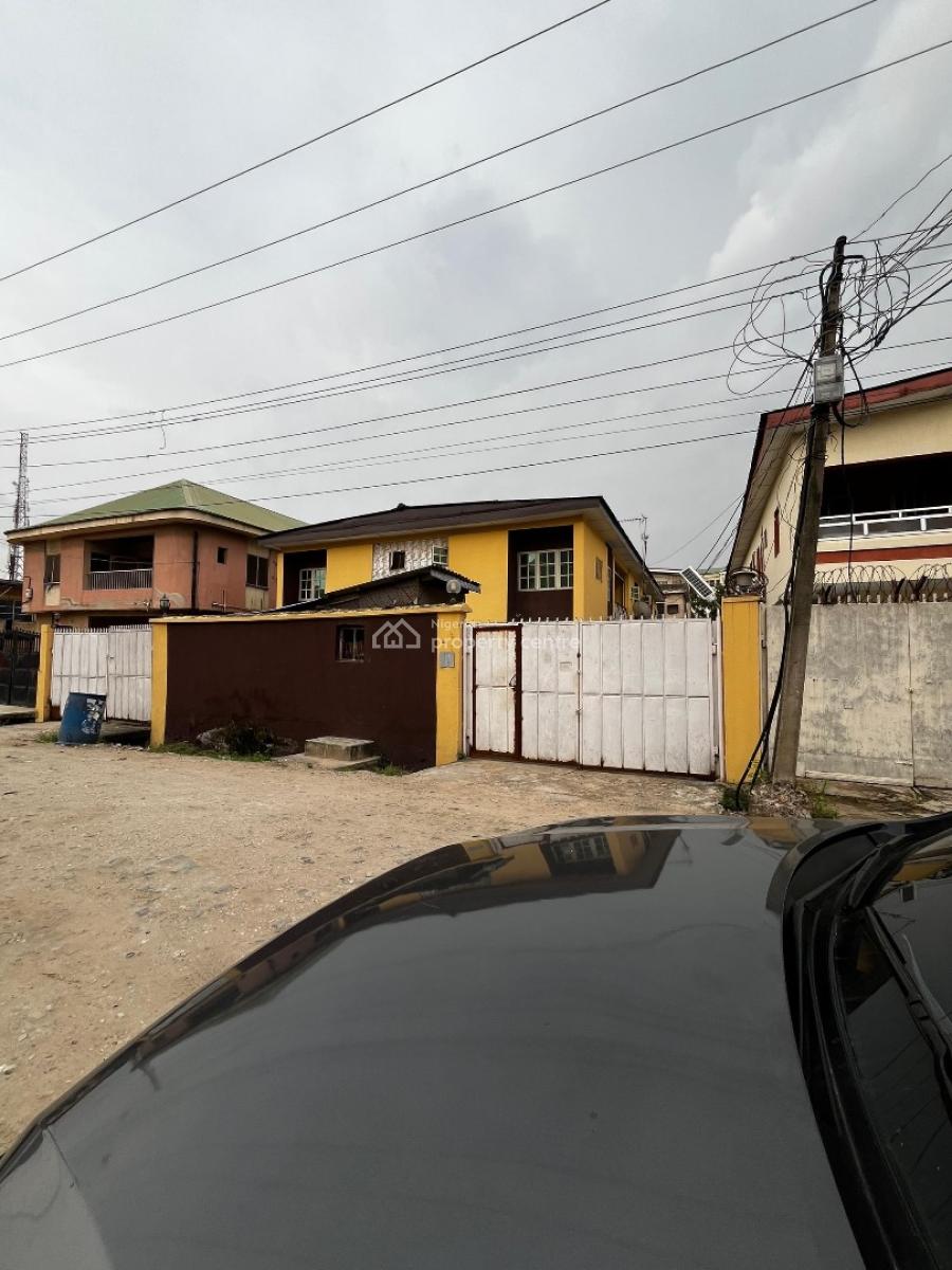 4 Units of 3 Bedroom Flat on a Standard Plot of Land, Adekunle Kuye, Surulere, Lagos, Block of Flats for Sale