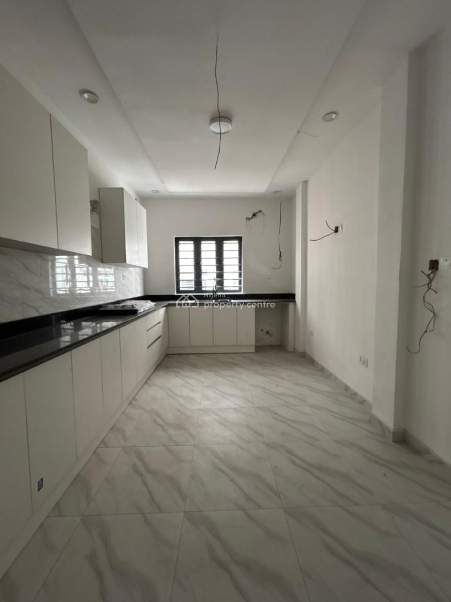 4 Bedroom Terrace Duplex, Lekki Phase 1, Lekki, Lagos, Terraced Duplex for Sale