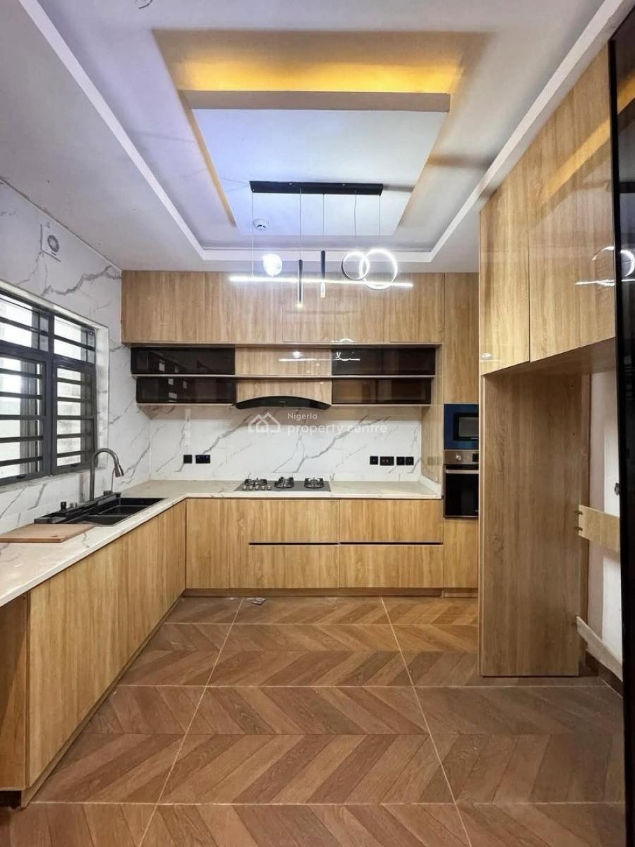 Lovely 4 Bedroom Terrace, Lekki Phase 1, Lekki, Lagos, House for Rent