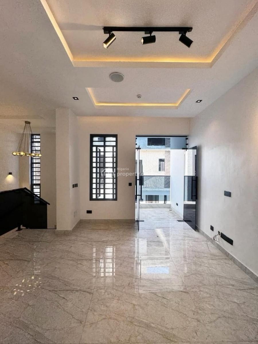 Lovely 4 Bedroom Terrace, Lekki Phase 1, Lekki, Lagos, House for Rent