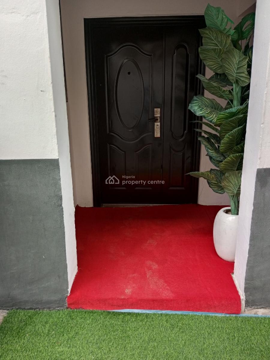 Self Serviced 2 Bedroom Apartment for Office Use, Off Admiralty Road, Lekki Phase 1, Lekki, Lagos, Office Space for Rent