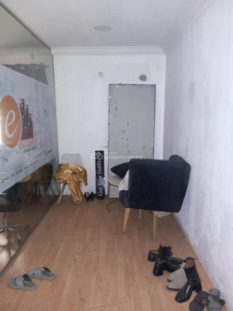 Self Serviced 2 Bedroom Apartment for Office Use, Off Admiralty Road, Lekki Phase 1, Lekki, Lagos, Office Space for Rent