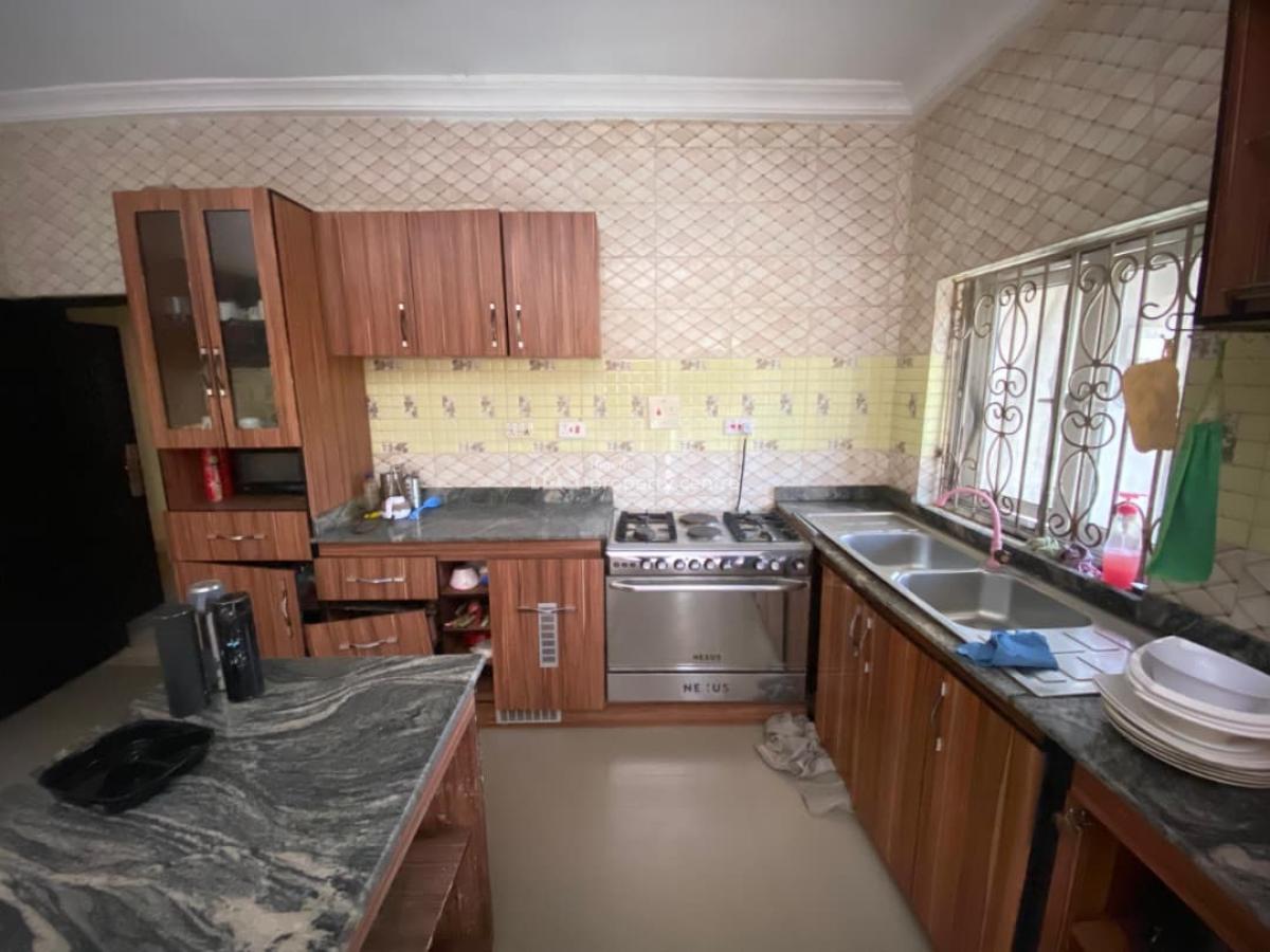 a Standard Six (6) Bedroom Detached Duplex, Idoro Road, Uyo, Akwa Ibom, Detached Duplex for Sale