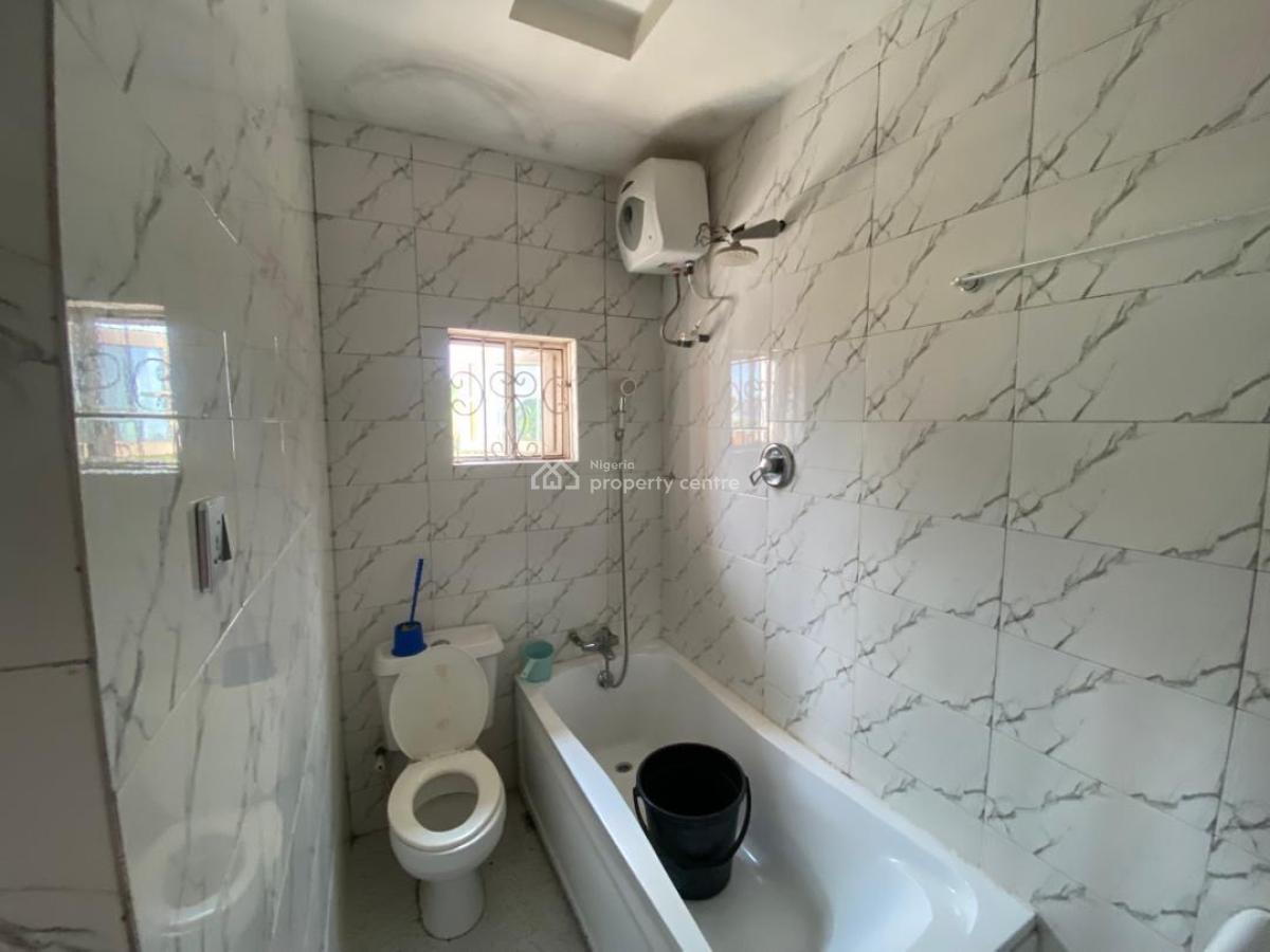 a Standard Six (6) Bedroom Detached Duplex, Idoro Road, Uyo, Akwa Ibom, Detached Duplex for Sale