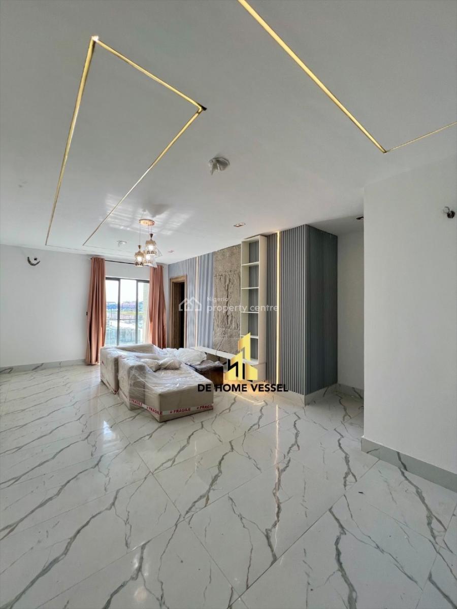 Beautifully Carved Luxury 2 Bedroom Apartment with  Elevator, Lekki Phase 1, Lekki, Lagos, Flat / Apartment for Sale