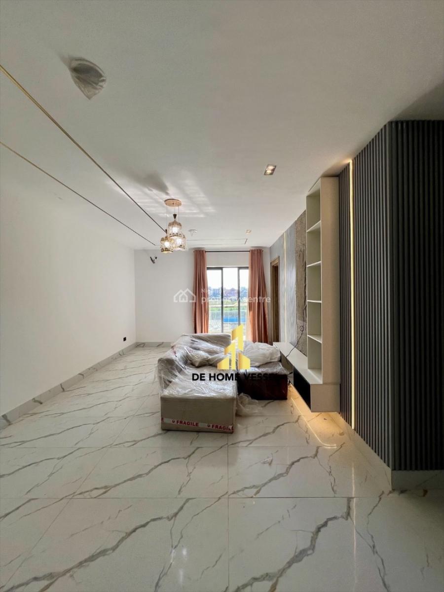 Beautifully Carved Luxury 2 Bedroom Apartment with  Elevator, Lekki Phase 1, Lekki, Lagos, Flat / Apartment for Sale