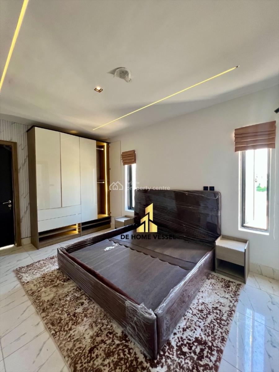 Beautifully Carved Luxury 2 Bedroom Apartment with  Elevator, Lekki Phase 1, Lekki, Lagos, Flat / Apartment for Sale