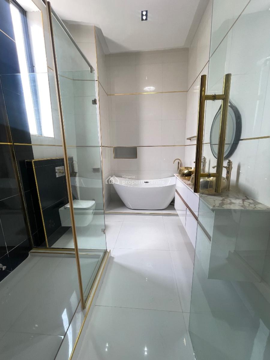 5-bedroom Fully Detached Duplex with Bq & Swimming Pool -- ₦400m Locate, Lekki, Lagos, Detached Duplex for Sale