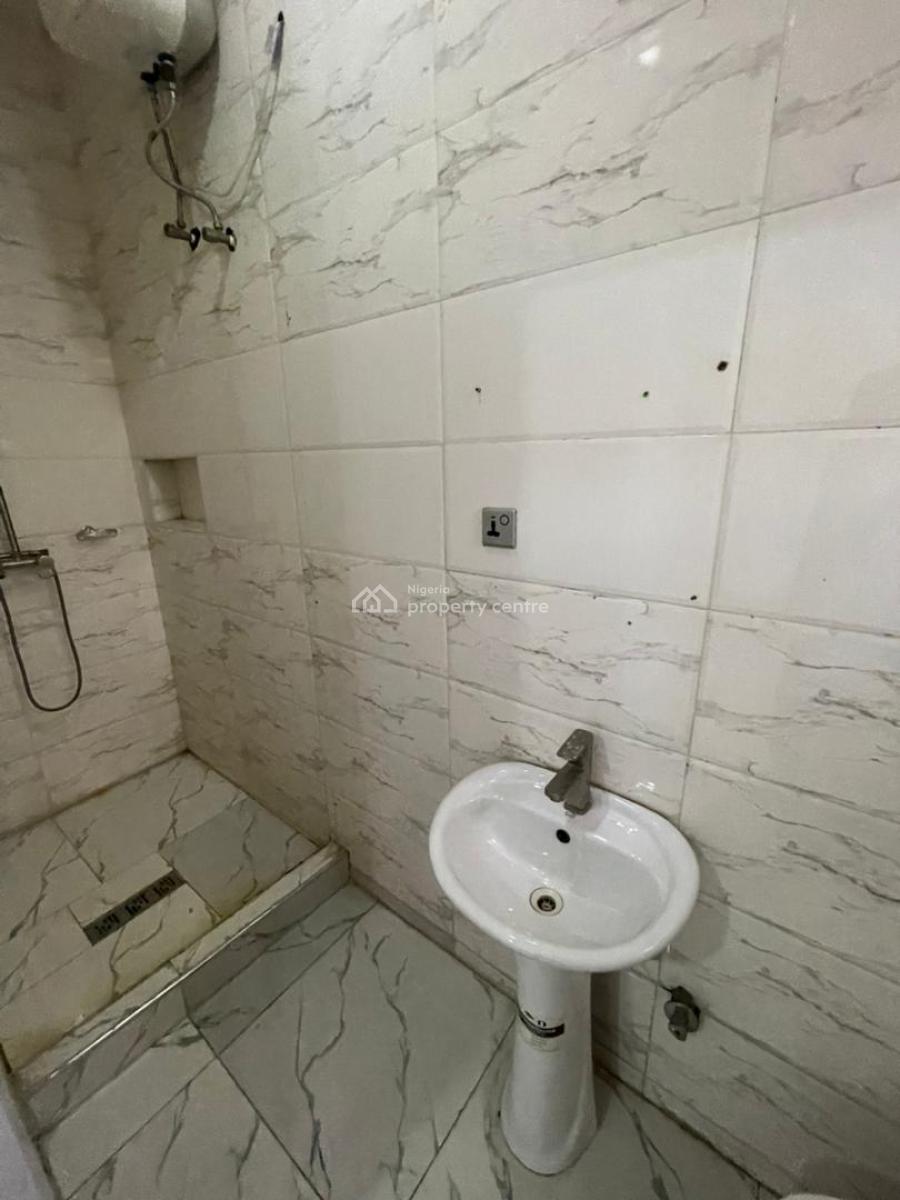 Newly Built 4 Bedroom Terrace Duplex, Oral Estate, Lekki Expressway, Lekki, Lagos, Terraced Duplex for Rent
