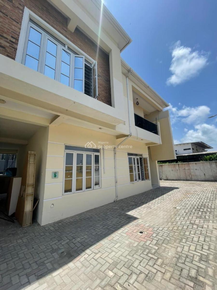 Newly Built 4 Bedroom Terrace Duplex, Oral Estate, Lekki Expressway, Lekki, Lagos, Terraced Duplex for Rent