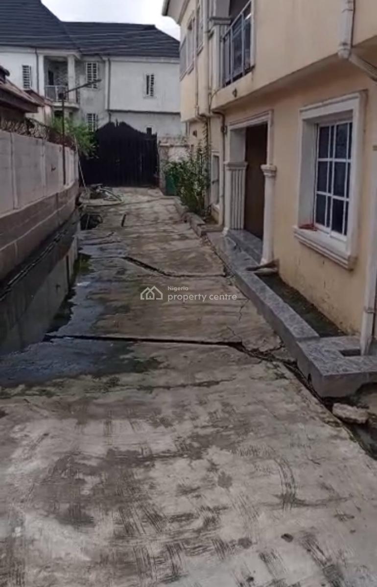 Demolishable Land, Gbagada, Medina, Gbagada, Lagos, Residential Land for Sale