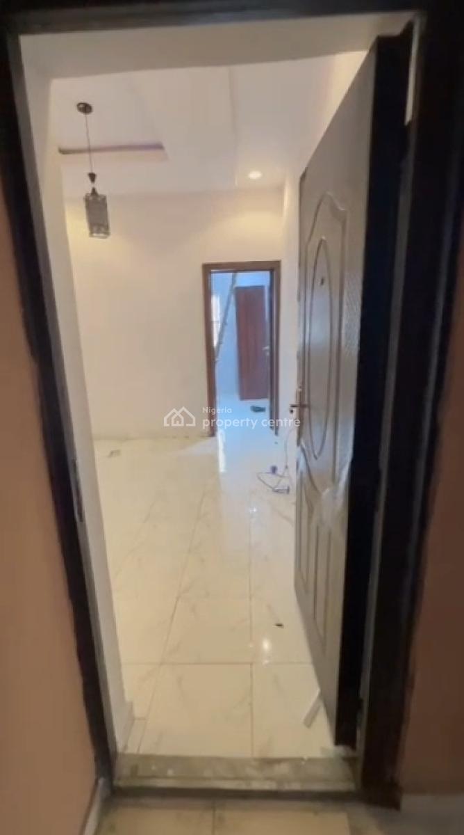 Executive Miniflat, Akoka, Yaba, Lagos, Mini Flat (room and Parlour) for Rent