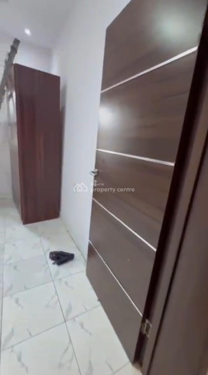 Executive Miniflat, Akoka, Yaba, Lagos, Mini Flat (room and Parlour) for Rent