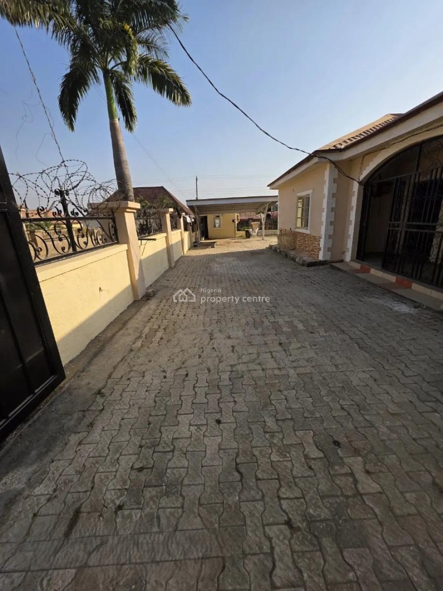 Luxury 3 Bedroom Bungalow with Excellent Facilities in Lugbe -abuja, Lugbe District. Abuja - Nigeria., Fha (f.h.a), Lugbe District, Abuja, Detached Bungalow for Sale