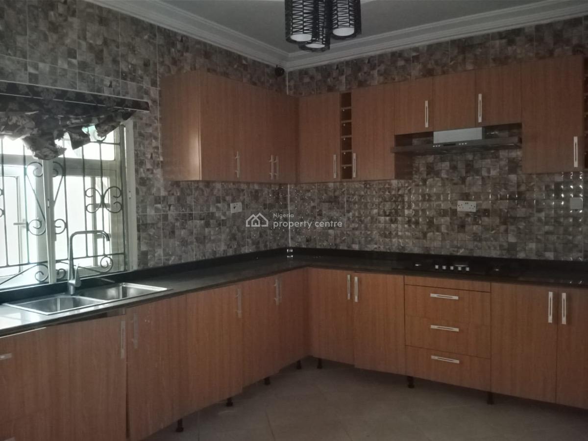 4 Bedroom Duplex with Bq, Pinnock Beach Estate, Osapa Lekki Lagos, Lekki, Lagos, Detached Duplex for Rent