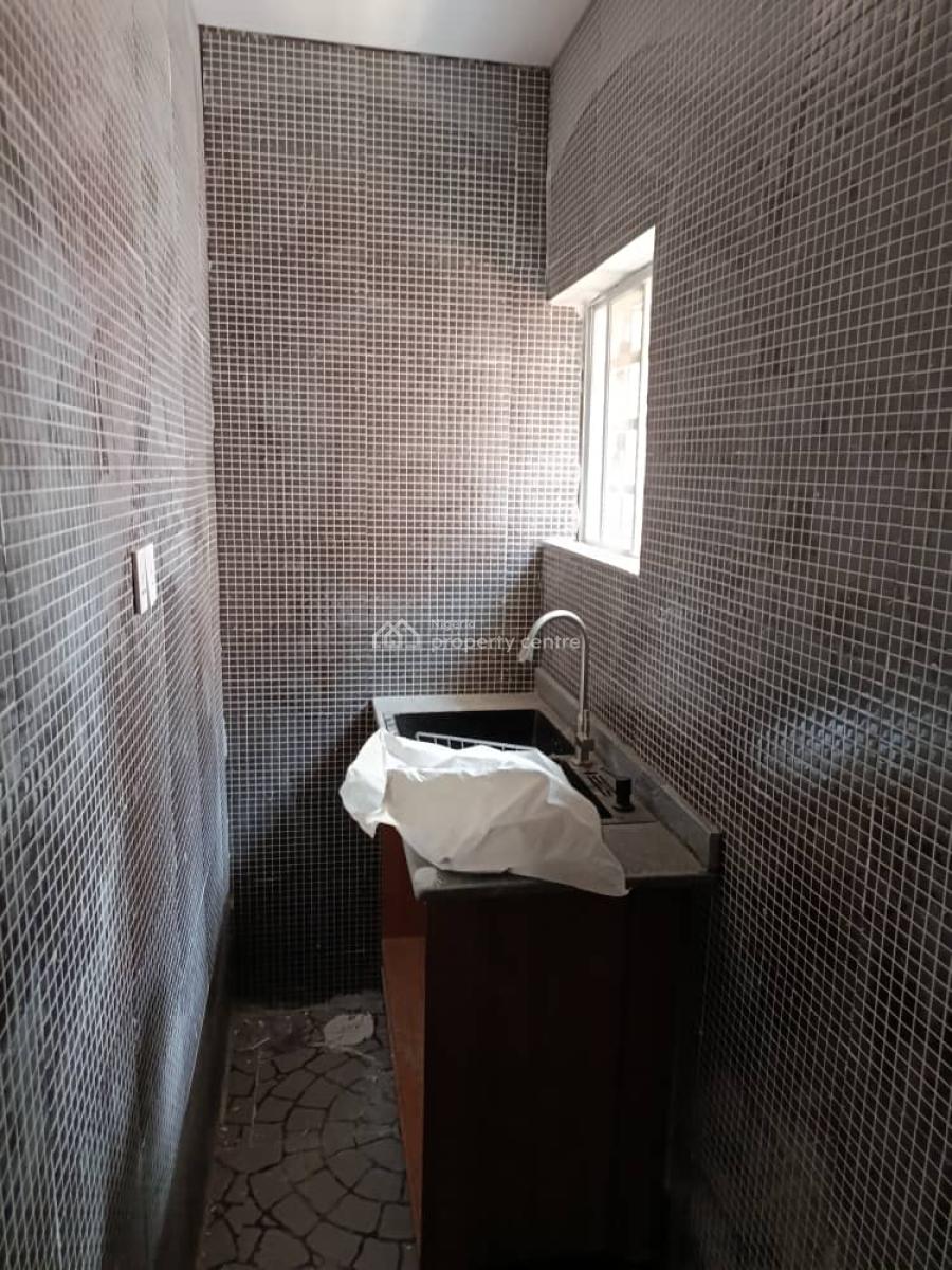 Luxury 2 Bedroom Flat with All Rooms Ensuite, Ebute Metta West, Yaba, Lagos, Flat / Apartment for Rent