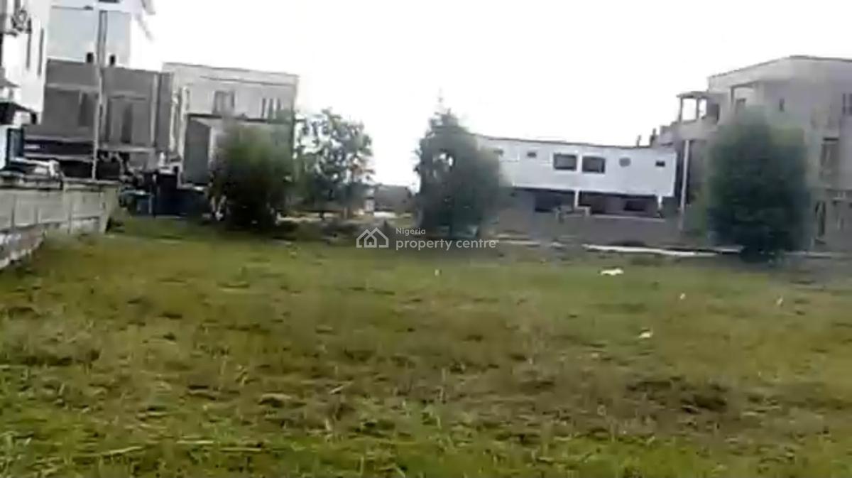 Land Size :  1,500 Sqms., Lekki Phase 1, Lekki, Lagos, Residential Land for Sale