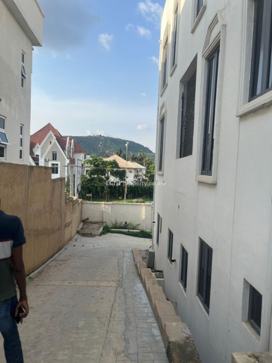 Amazing 8 Bedrom Mansion with 3bed Bq Quarter and Susp Swimming Pool, Maitama District, Abuja, House for Sale