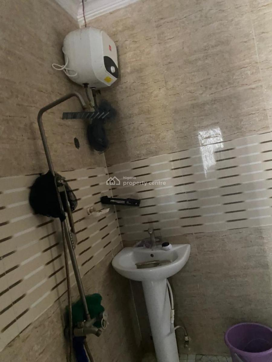 Massive 3 Bedroom Flat, Treasure Estate, Sangotedo, Ajah, Lagos, Flat / Apartment for Rent