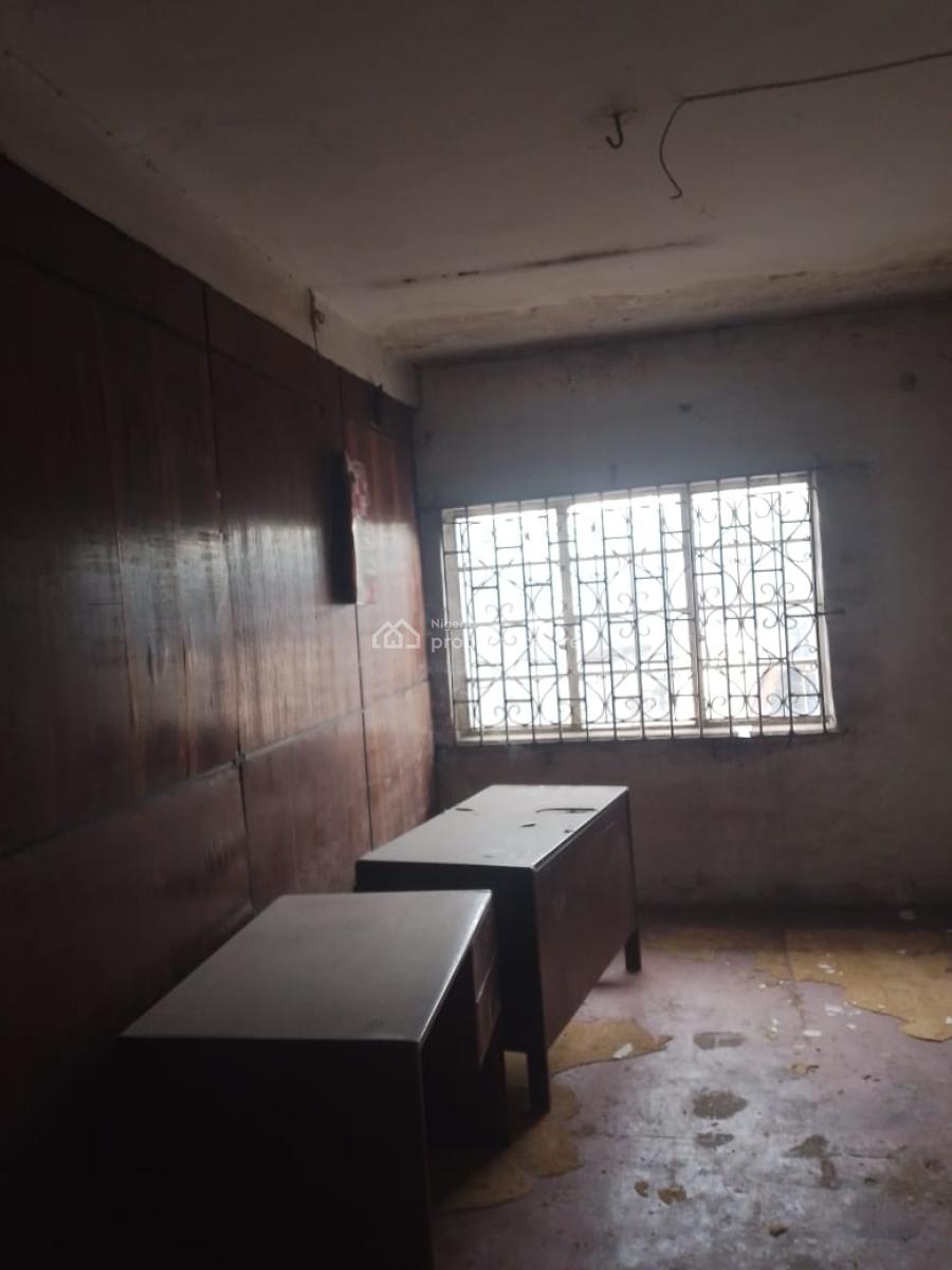 Commercial 4 Bedroom Flat Suitable for Any Commercial Purpose, Yaba Tech, Jibowu, Yaba, Lagos, Flat / Apartment for Rent