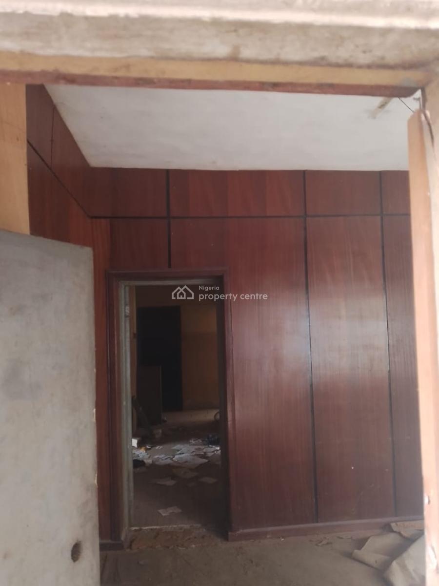 Commercial 4 Bedroom Flat Suitable for Any Commercial Purpose, Yaba Tech, Jibowu, Yaba, Lagos, Flat / Apartment for Rent