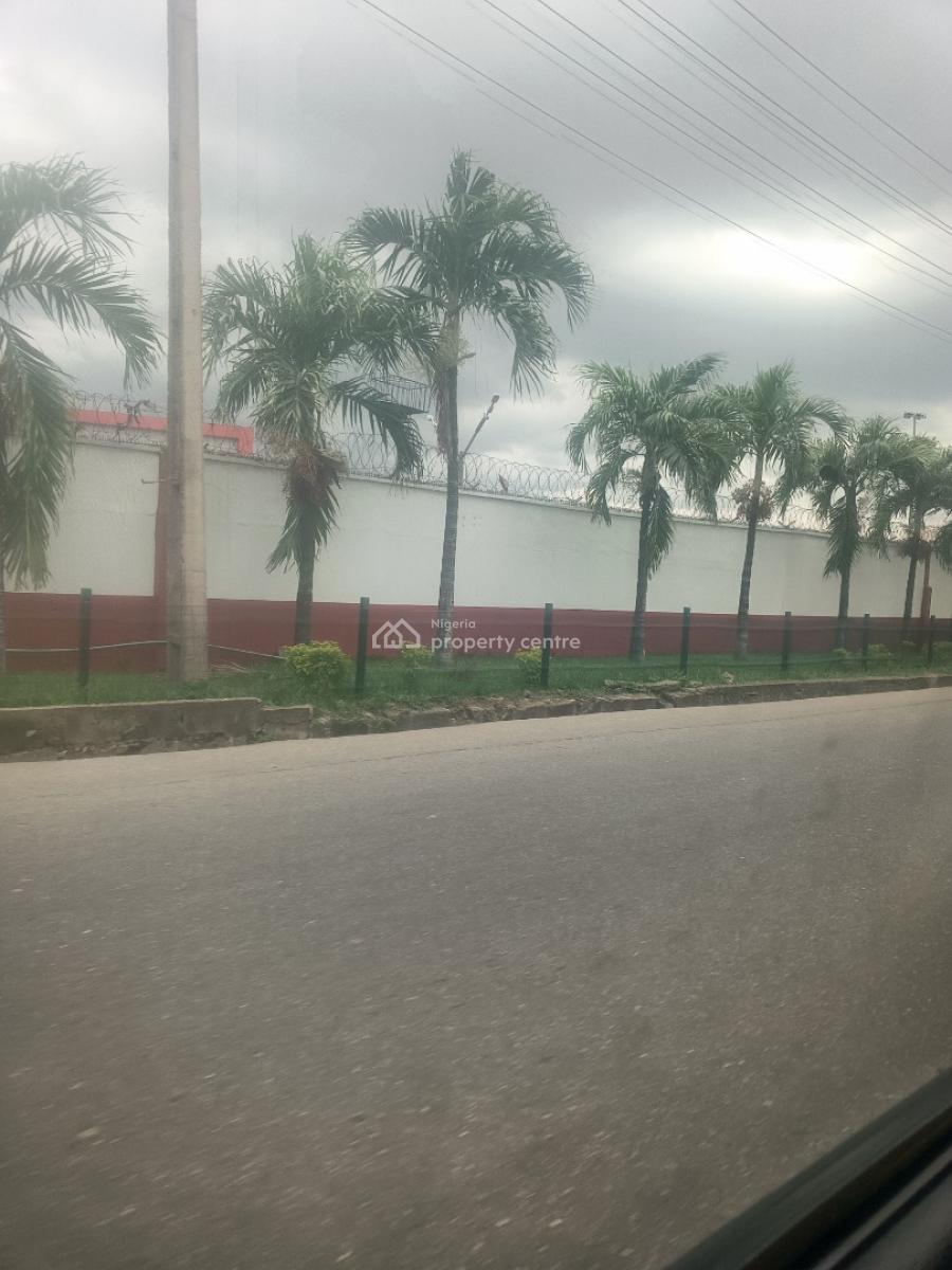 10 Acres of Land (40,000sqm) for All Purposes, Facing Directly Alausa / Agidingbi Road, Alausa Ikeja, Alausa, Ikeja, Lagos, Commercial Land for Sale