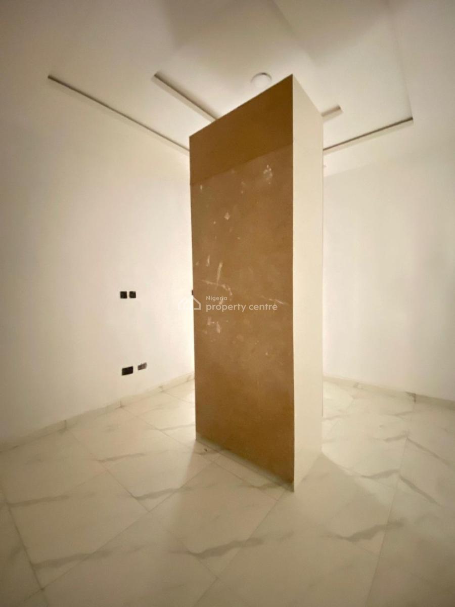 Gorgeous Spacious 3 Bedroom Apartment in a Secure Estate, Ajah, Lekki, Lagos, Flat / Apartment for Sale