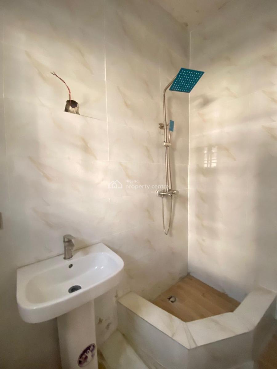 Gorgeous Spacious 3 Bedroom Apartment in a Secure Estate, Ajah, Lekki, Lagos, Flat / Apartment for Sale