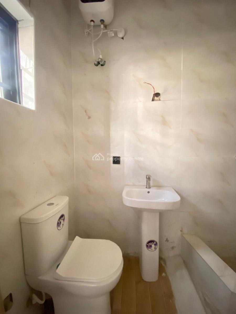 Gorgeous Spacious 3 Bedroom Apartment in a Secure Estate, Ajah, Lekki, Lagos, Flat / Apartment for Sale