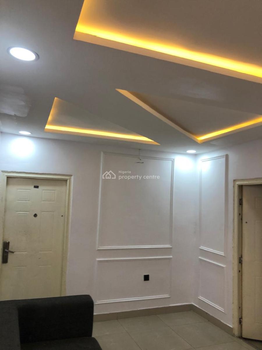 2 Bedroom Apartment, Lekki Phase 1, Lekki, Lagos, Flat / Apartment for Rent