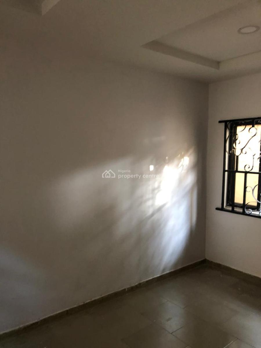 2 Bedroom Apartment, Lekki Phase 1, Lekki, Lagos, Flat / Apartment for Rent