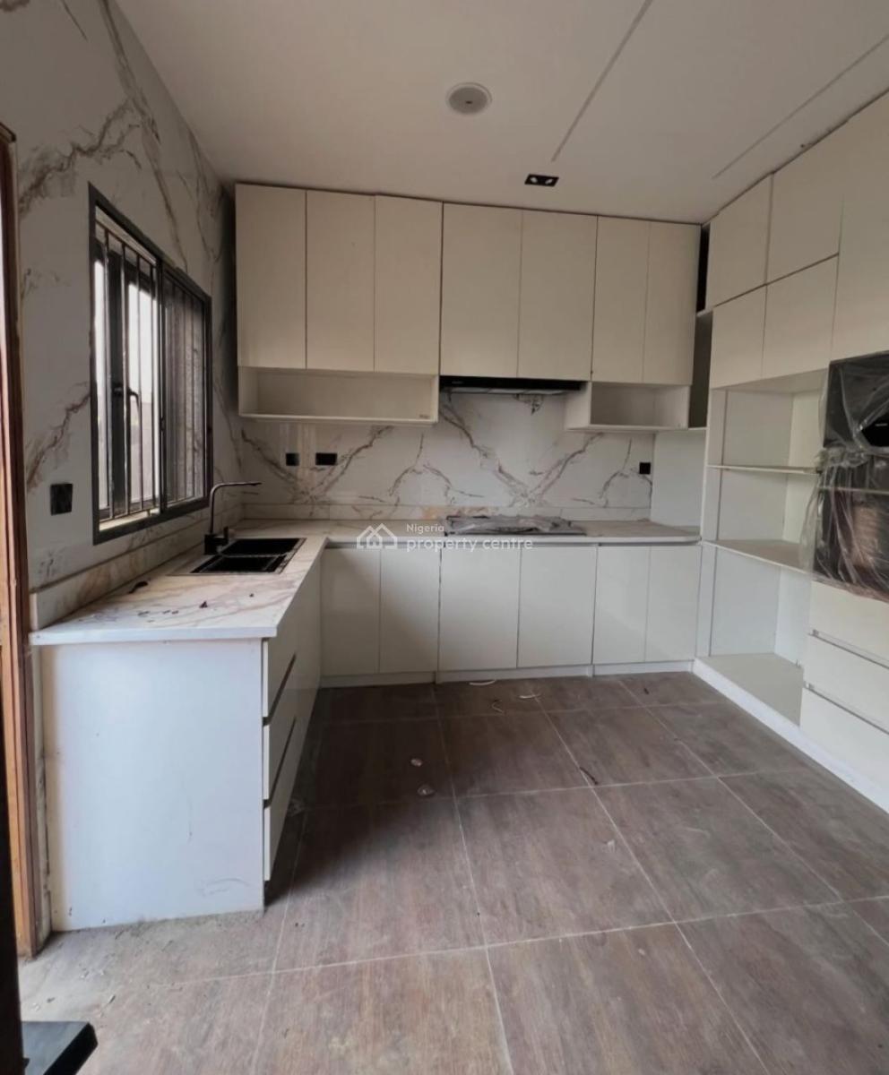 Fully Serviced 4 Bedroom Semi Detached House with Bq, Off Freedom Way, Lekki Phase 1, Lekki, Lagos, Semi-detached Duplex for Rent