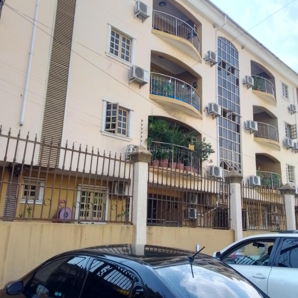 Very Spacious and Furnitured 3bedroom Flat at Anthony, Maryland Anthony, Anthony, Maryland, Lagos, Flat / Apartment for Rent