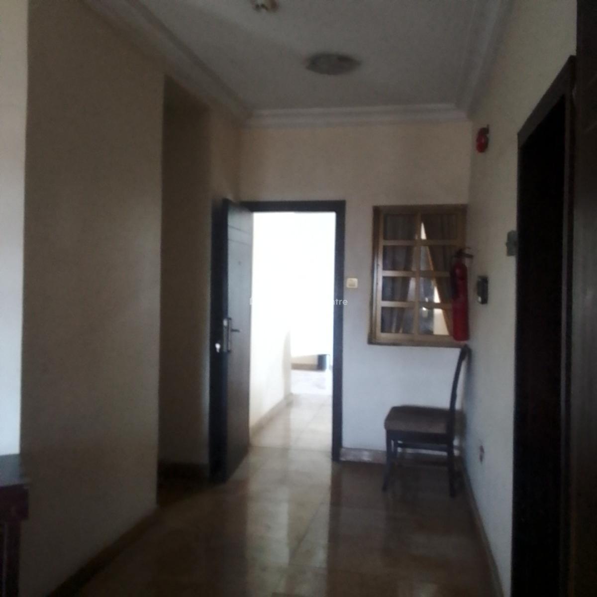 Very Spacious and Furnitured 3bedroom Flat at Anthony, Maryland Anthony, Anthony, Maryland, Lagos, Flat / Apartment for Rent