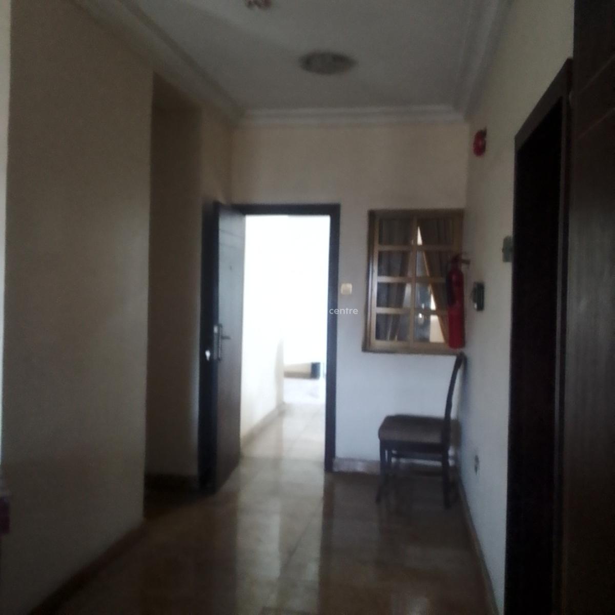 Very Spacious and Furnitured 3bedroom Flat at Anthony, Maryland Anthony, Anthony, Maryland, Lagos, Flat / Apartment for Rent