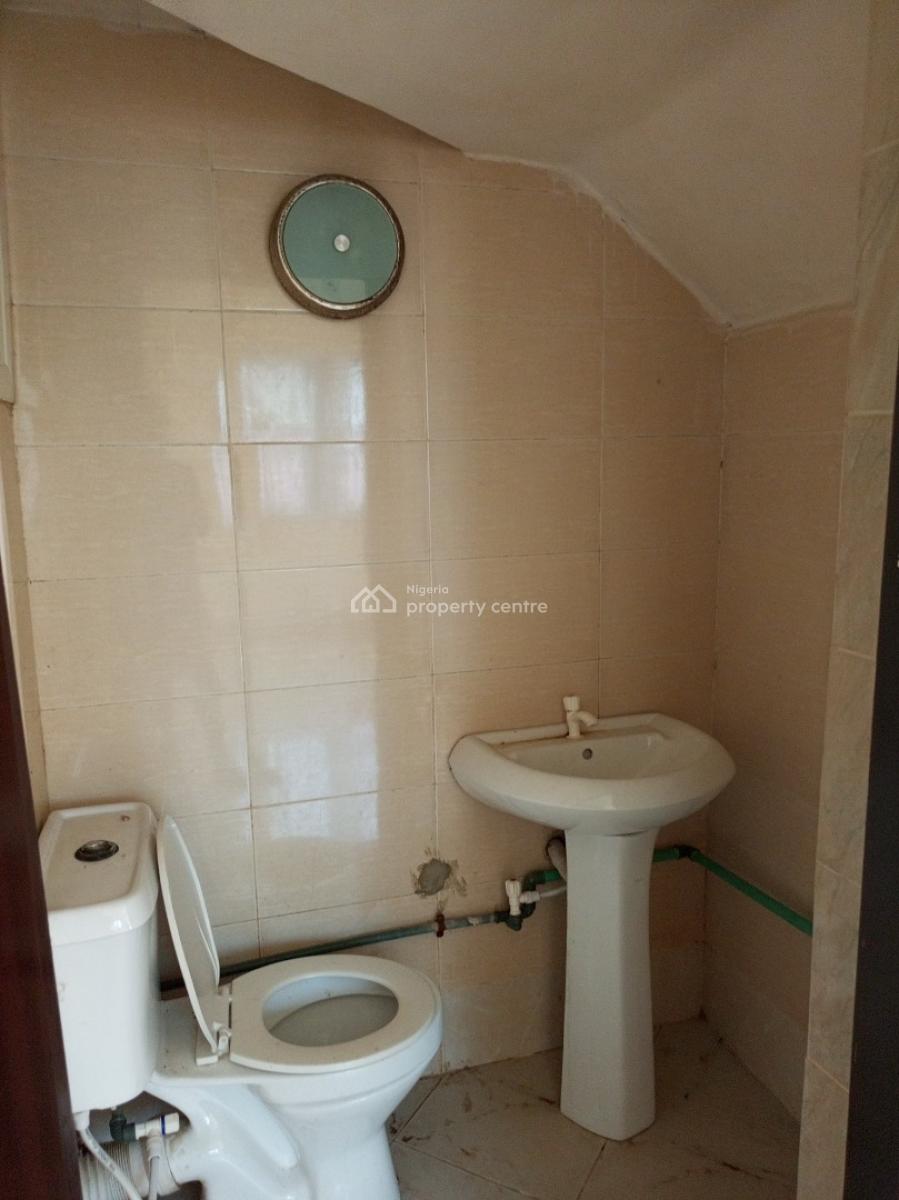 2bedroom Flat Secured Estate, Osapa, Lekki, Lagos, Flat / Apartment for Rent