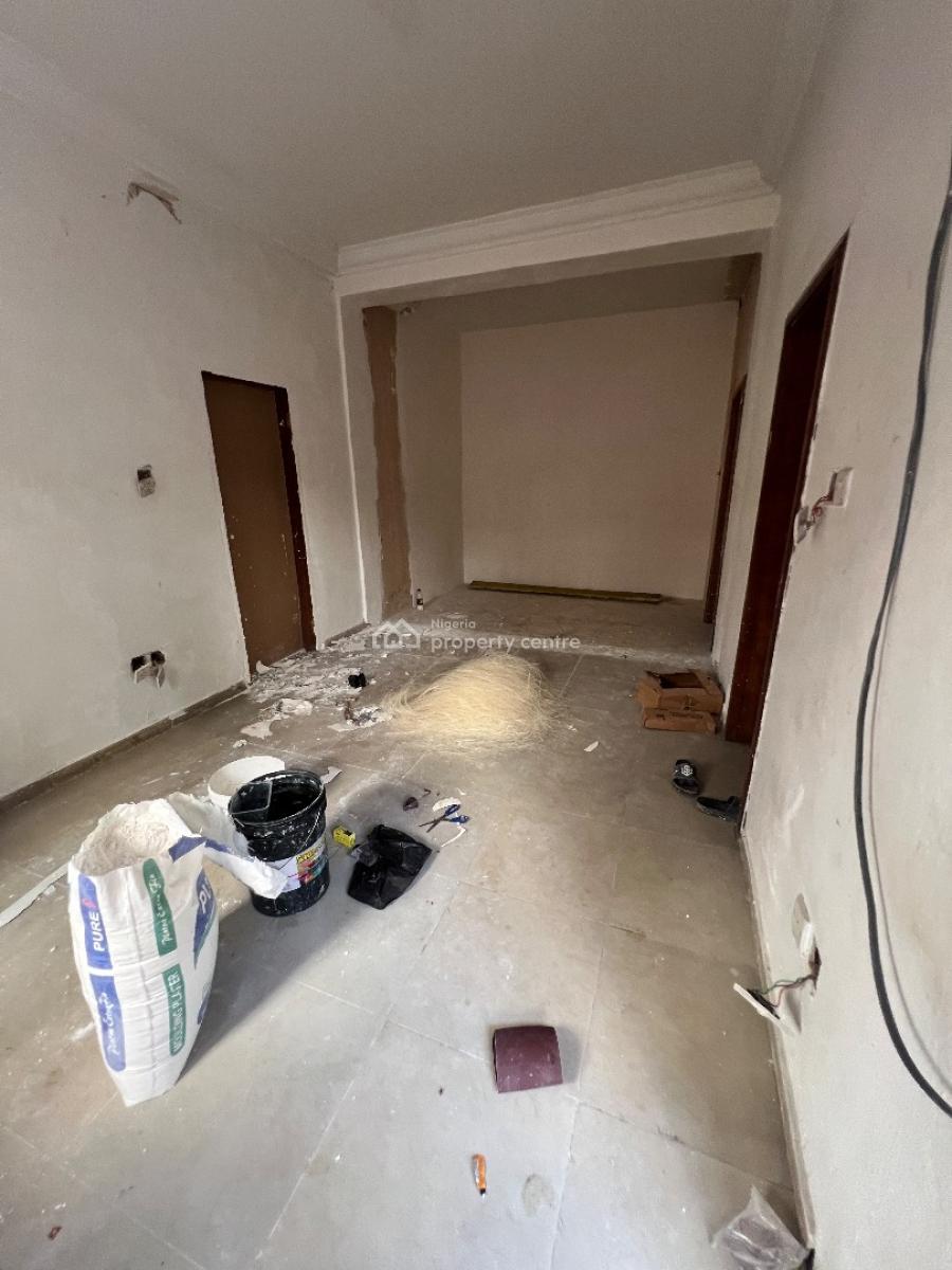 a Room and Parlour Office Space, Off Admiralty Road Lekki Phase 1, Lekki Phase 1, Lekki, Lagos, Office Space for Rent