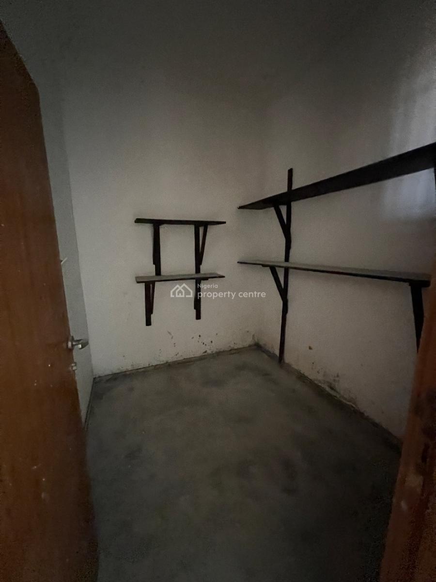 a Room and Parlour Office Space, Off Admiralty Road Lekki Phase 1, Lekki Phase 1, Lekki, Lagos, Office Space for Rent