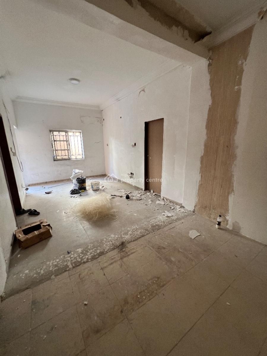 a Room and Parlour Office Space, Off Admiralty Road Lekki Phase 1, Lekki Phase 1, Lekki, Lagos, Office Space for Rent