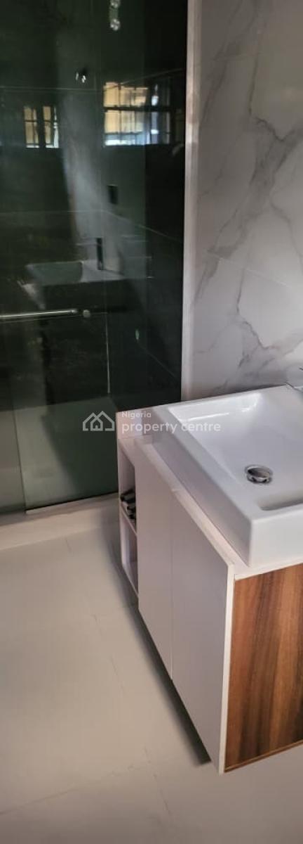 Exquisitely Built 4bedroom Semi - Detached Duplex with a Bq, Magodo Phase 1, Gra Phase 1, Magodo, Lagos, Semi-detached Duplex for Sale