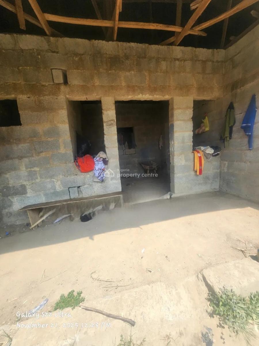 5bedroom Fully Detach Bungalow Carcas House in Lugbe, Lugbe District. Abuja - Nigeria., Sabon Lugbe, Lugbe District, Abuja, Detached Bungalow for Sale