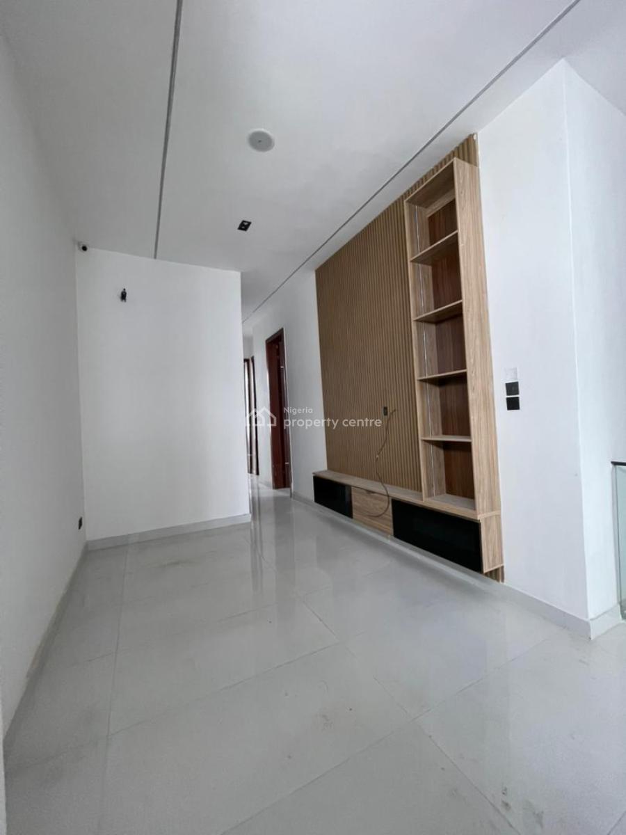 a Fully Serviced 5 Bedroom Fully Detached Duplex, Orchid, Lekki, Lagos, Detached Duplex for Sale