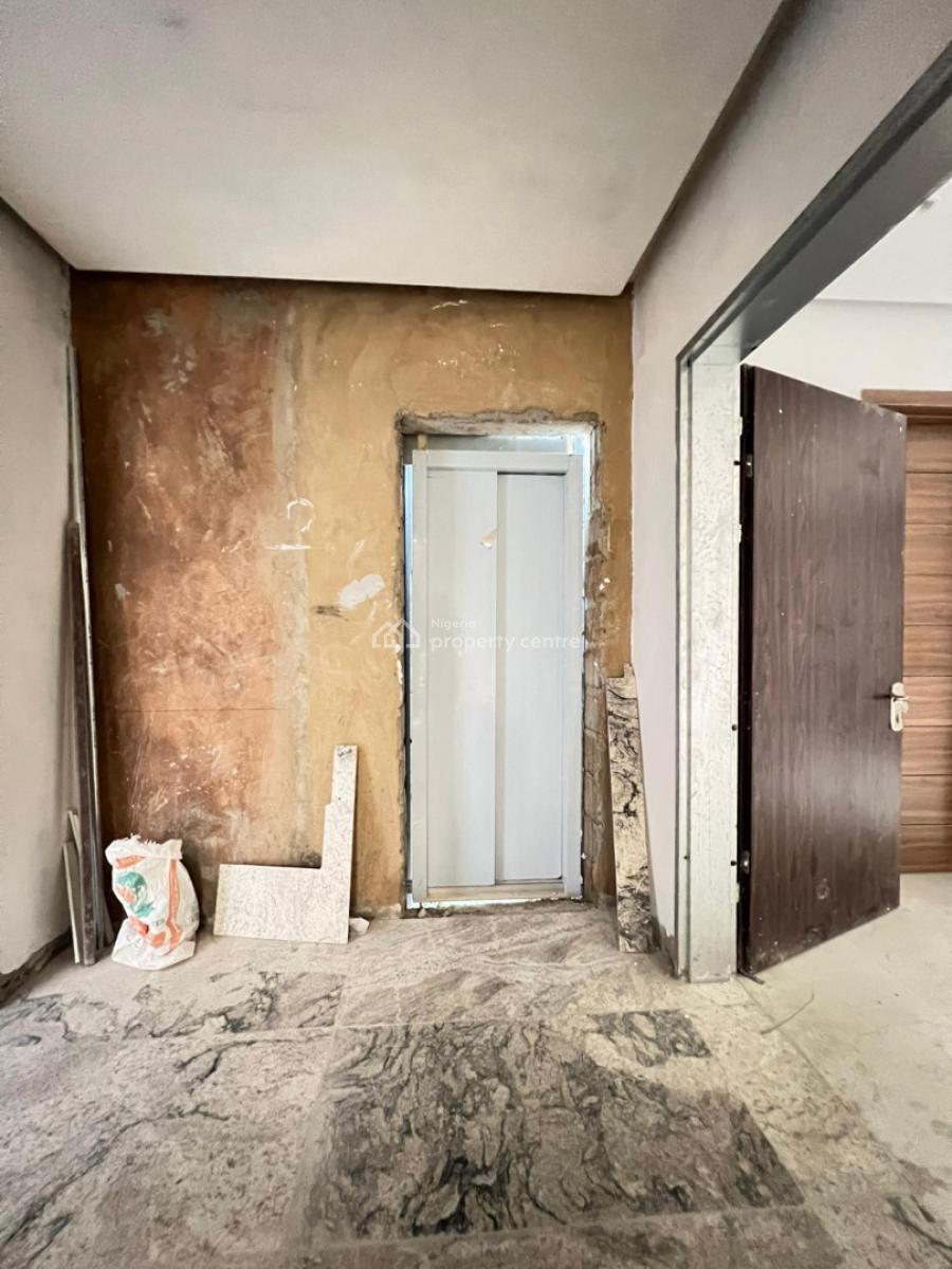 Elegant Spacious 3 Bedroom Apartment + Elevator in a Secure Estate, Ikoyi, Ikoyi, Lagos, Flat / Apartment for Sale