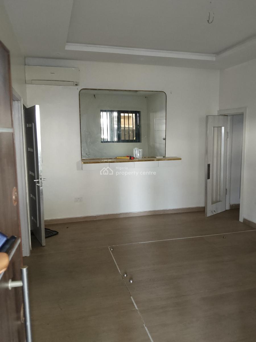 1 Bedroom Ensuite Apartment with Guest Toilet, Ikate Elegushi, Lekki, Lagos, Mini Flat (room and Parlour) for Sale
