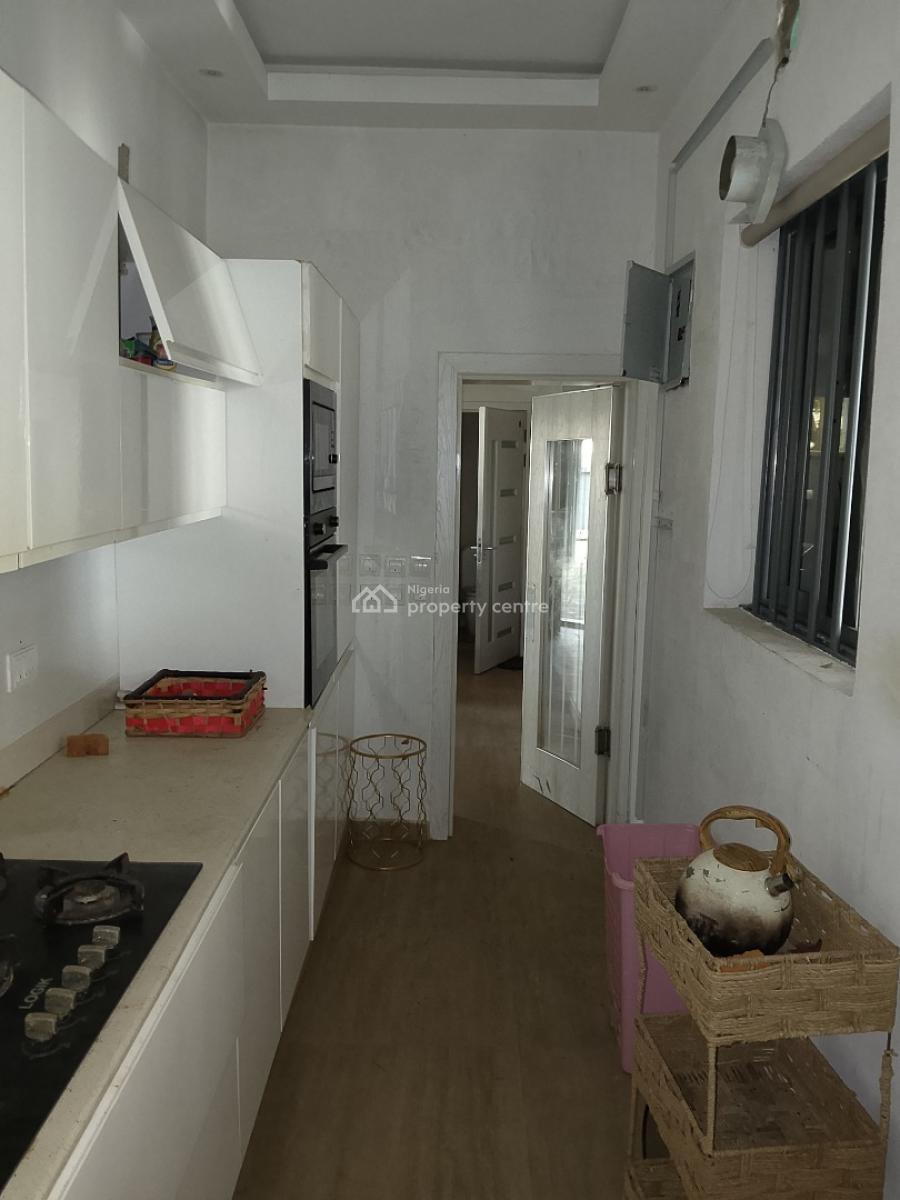 1 Bedroom Ensuite Apartment with Guest Toilet, Ikate Elegushi, Lekki, Lagos, Mini Flat (room and Parlour) for Sale