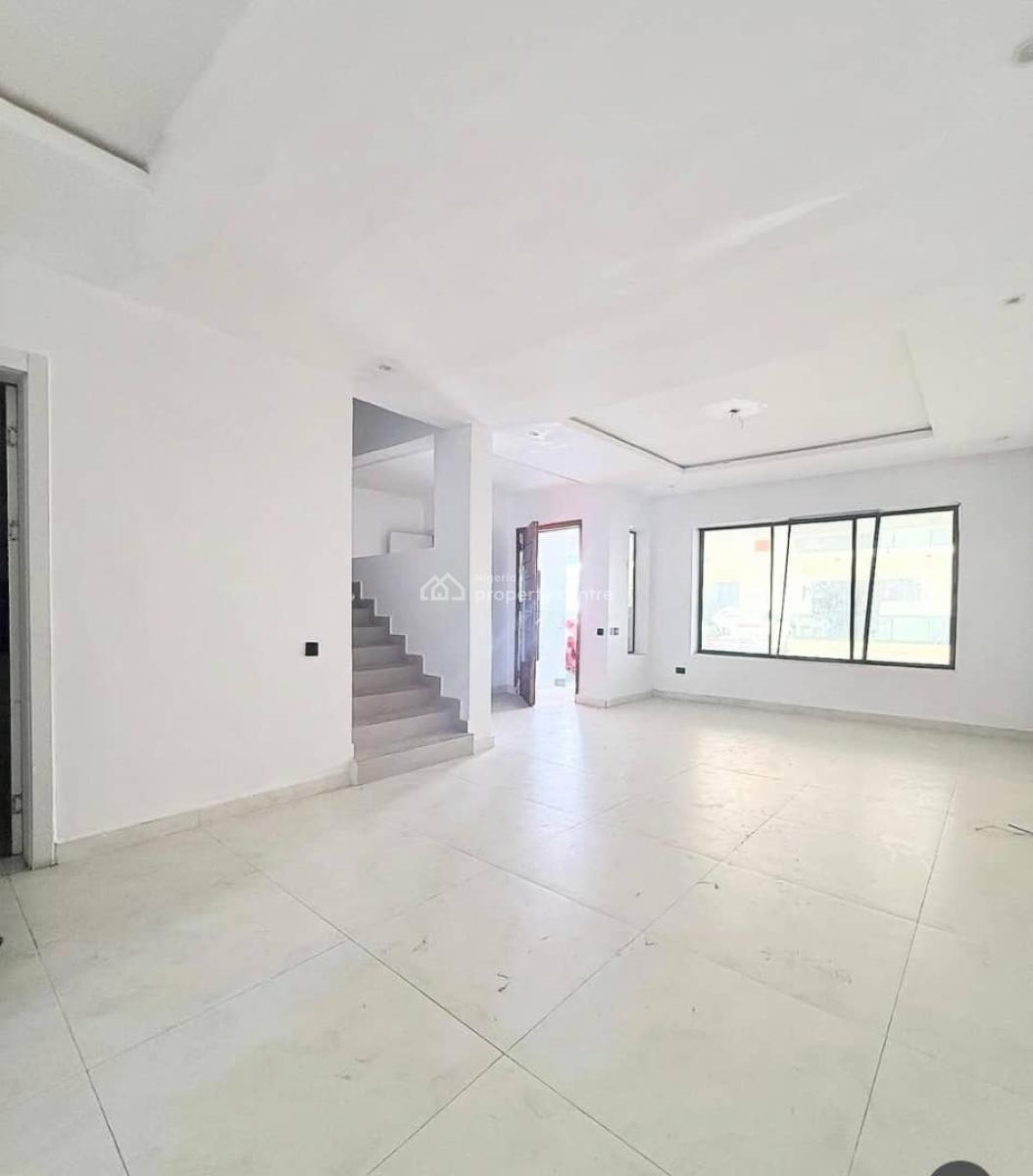 4 Bedroom Terrace Duplex with Fitted Kitchen, Osapa, Lekki, Lagos, Terraced Duplex for Rent