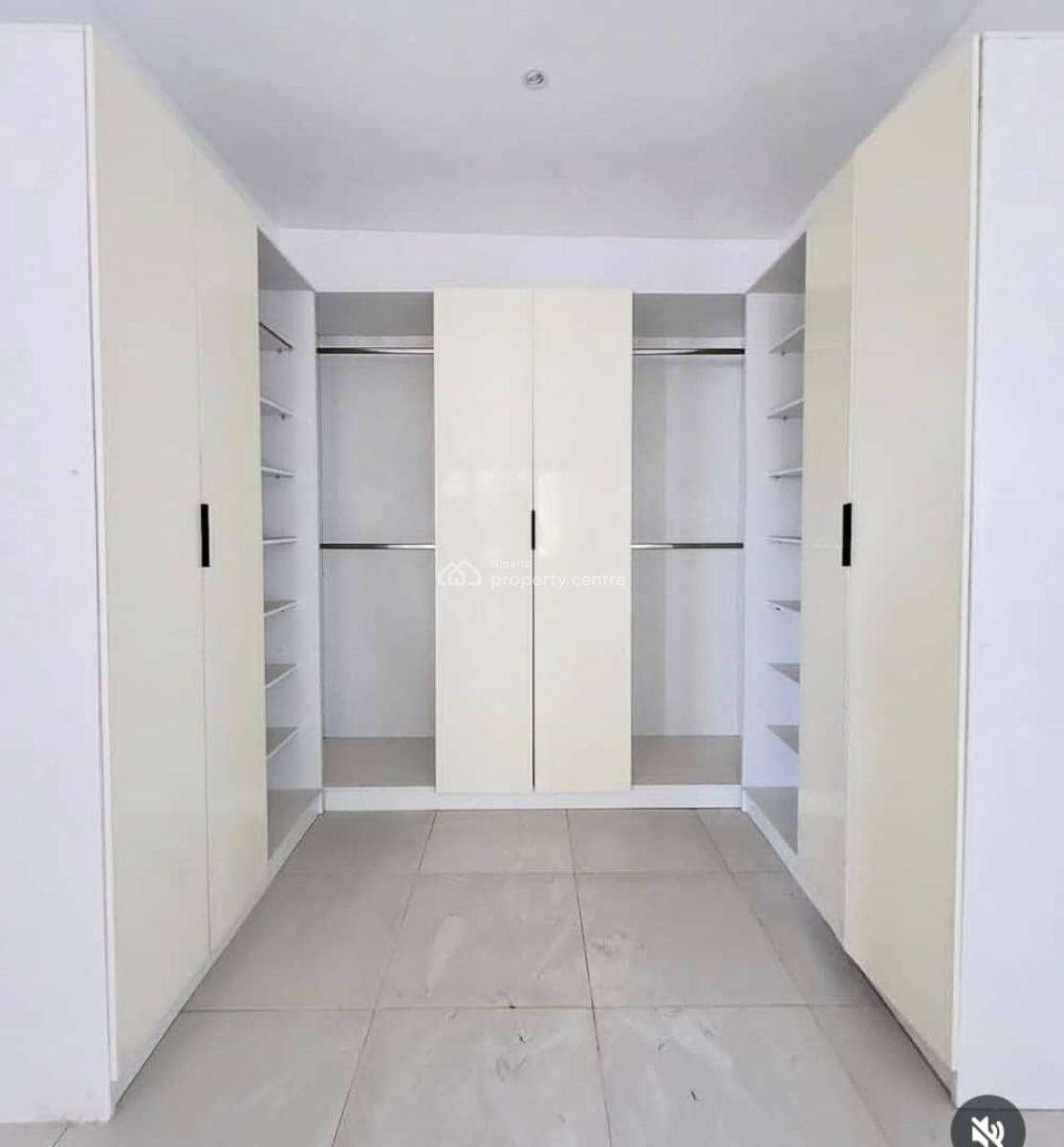 4 Bedroom Terrace Duplex with Fitted Kitchen, Osapa, Lekki, Lagos, Terraced Duplex for Rent